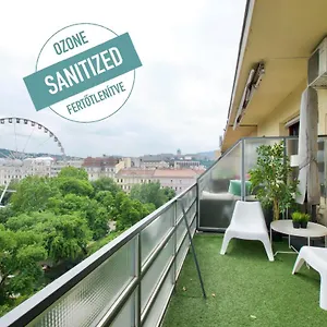 Apartamento Standard By Hi5 - Incredible View With Terrace, Budapest